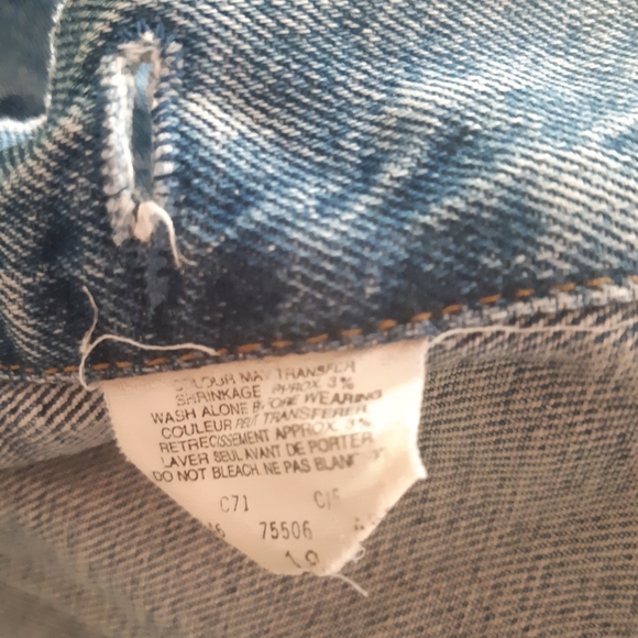 Levi Strauss & CO men's Vintage denim jacket Size 40 - Picture 2 of 8